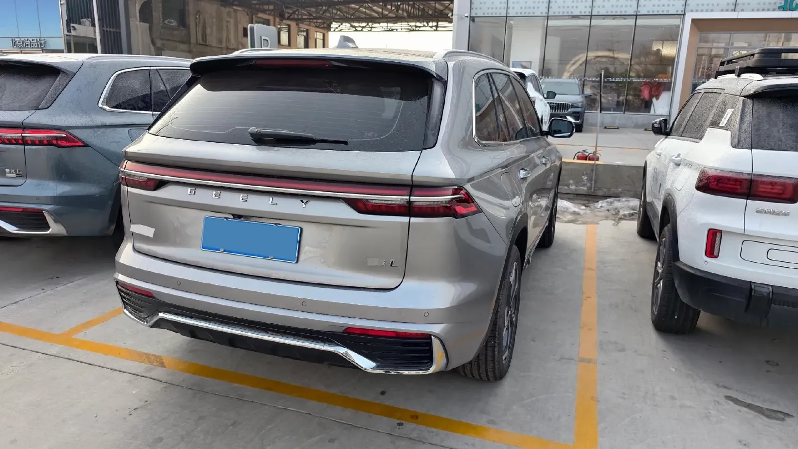 2024 Geely Monjaro 2.0T 218HP L4 7DCT,autocango,china used car exporter,china ev exporter,chinese used car exporter,chinese used ev exporter