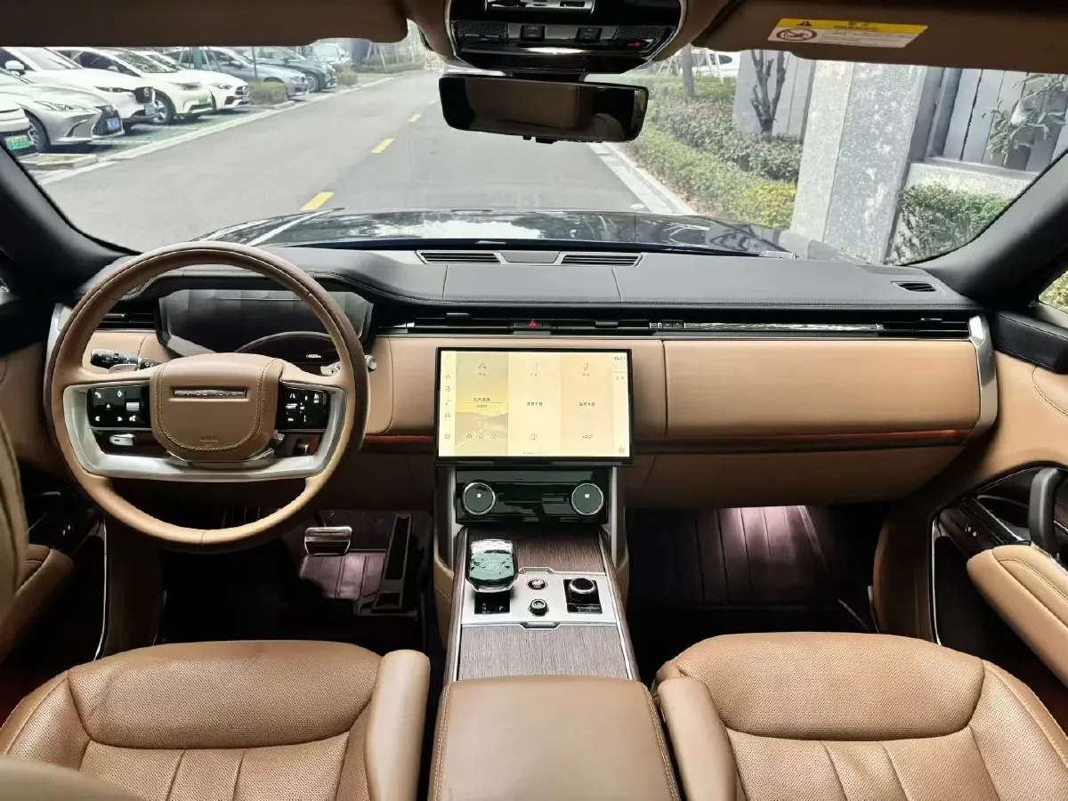 2022 Land Rover Range Rover 3.0T 400HP L6 8AT,autocango,china used car exporter,china ev exporter,chinese used car exporter,chinese used ev exporter