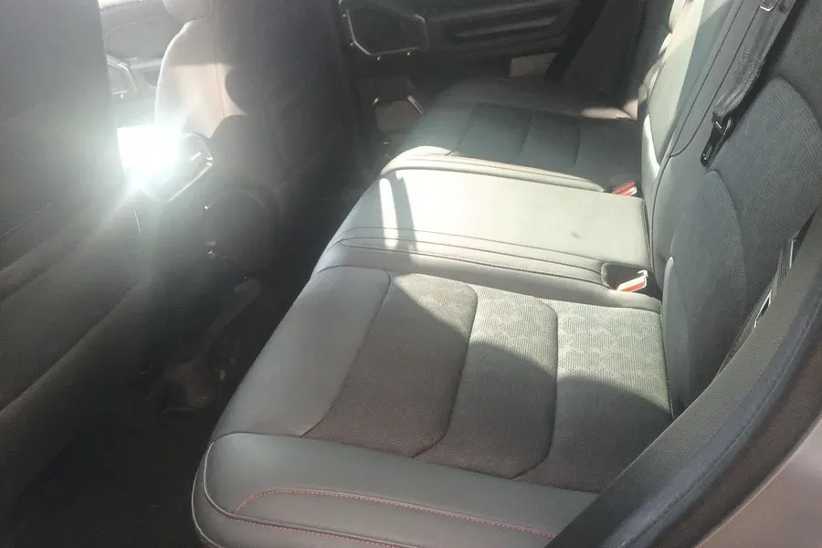 2023 Jetour Traveller 2.0T 254HP L4 7DCT,autocango,china used car exporter,china ev exporter,chinese used car exporter,chinese used ev exporter