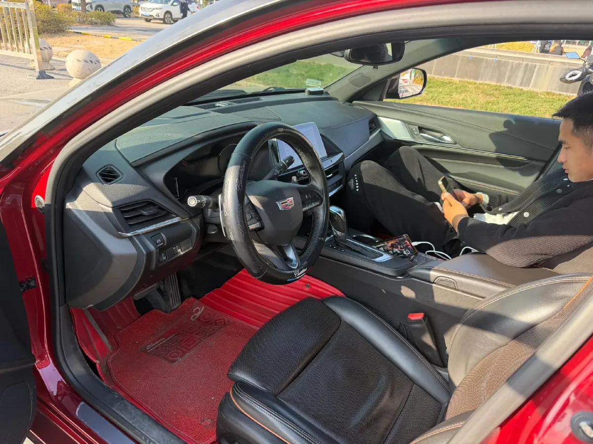 2020 Cadillac CT4 2.0T 237HP L4 8AT,autocango,china used car exporter,china ev exporter,chinese used car exporter,chinese used ev exporter