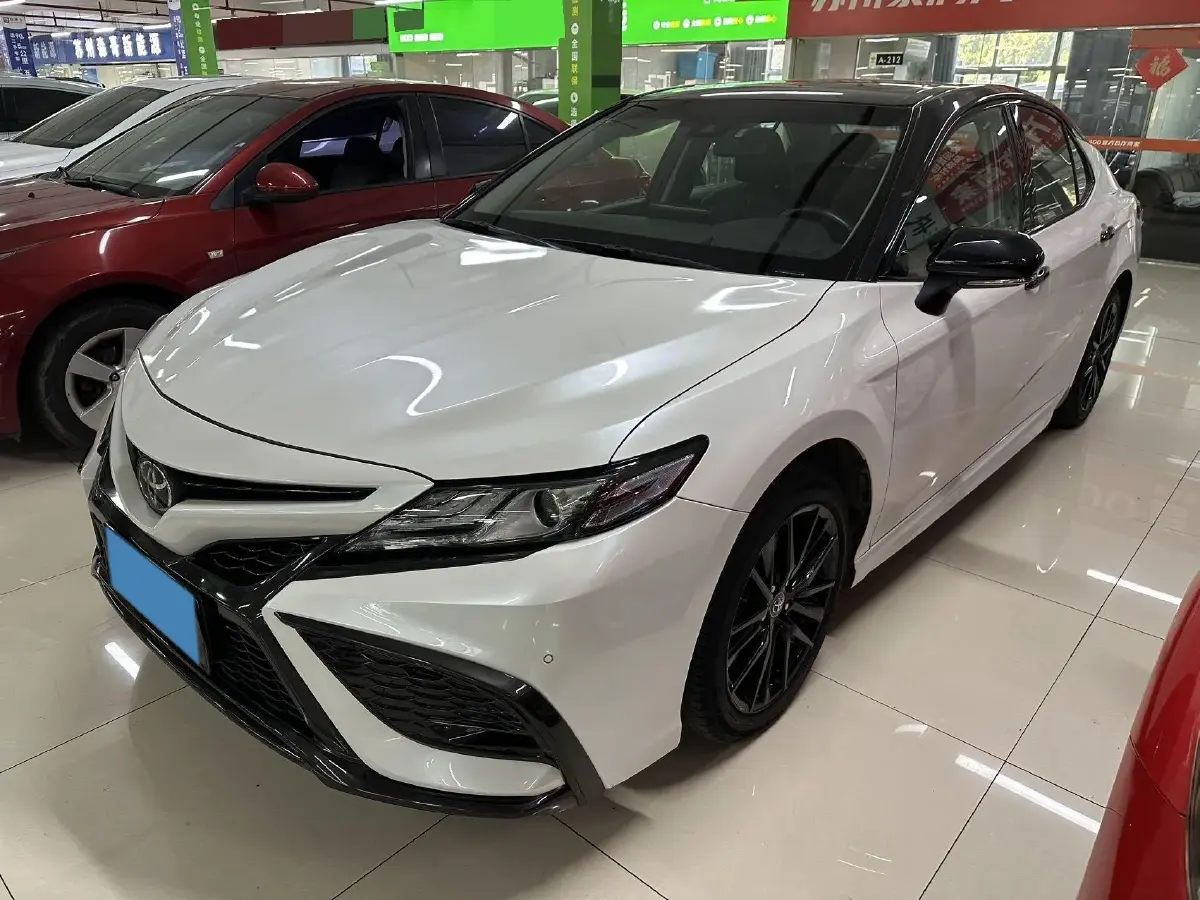2023 Toyota Camry 2.0L 177HP L4 CVT