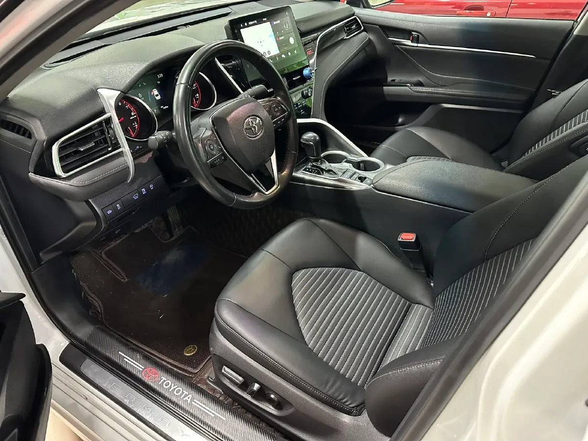 2023 Toyota Camry 2.0L 177HP L4 CVT,autocango,china used car exporter,china ev exporter,chinese used car exporter,chinese used ev exporter