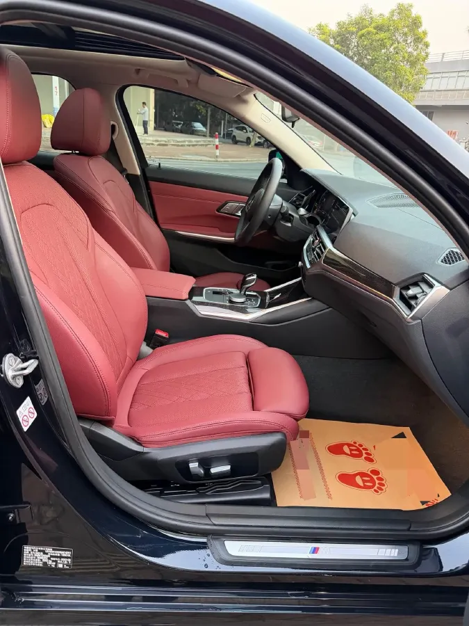 2022 BMW 3 Series 2.0T 184HP L4 8AT,autocango,china used car exporter,china ev exporter,chinese used car exporter,chinese used ev exporter