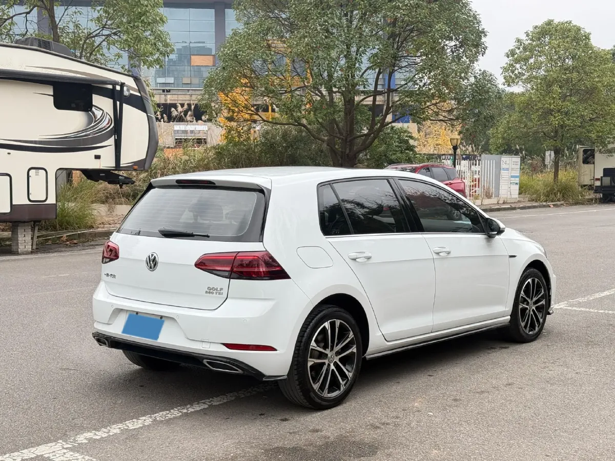 2019 BYD Song MAX 1.5T 160HP L4 6DCT PHEV 15.98KWH,autocango,china used car exporter,china ev exporter,chinese used car exporter,chinese used ev exporter