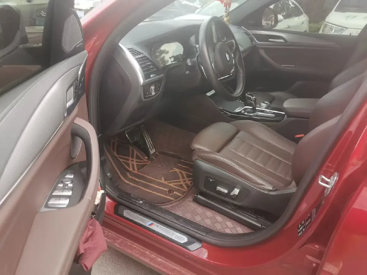 2021 BMW X4 2.0T 184HP L4 8AT,autocango,china used car exporter,china ev exporter,chinese used car exporter,chinese used ev exporter