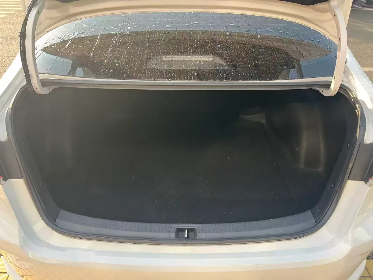 2023 Toyota Corolla 1.8L 98HP L4 E-CVT Hybrid,autocango,china used car exporter,china ev exporter,chinese used car exporter,chinese used ev exporter