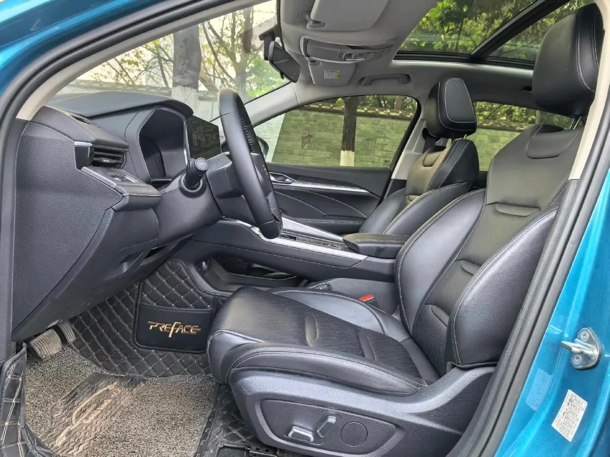 2020 Geely Binray 1.0T 133HP L3 6DCT,autocango,china used car exporter,china ev exporter,chinese used car exporter,chinese used ev exporter