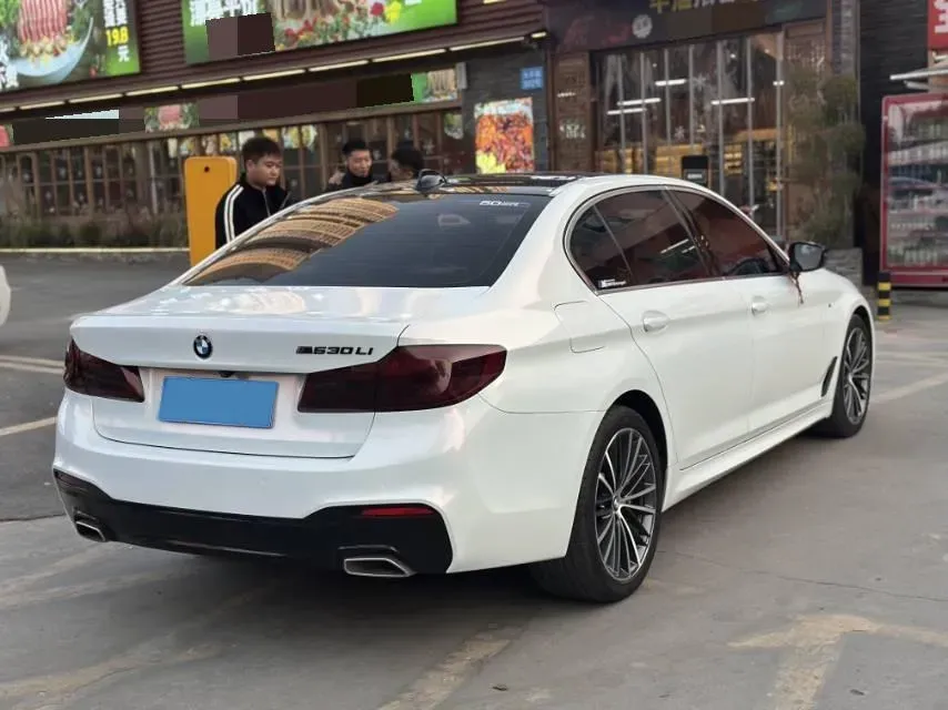 2020 BMW 5 Series 2.0T 252HP L4 8AT,autocango,china used car exporter,china ev exporter,chinese used car exporter,chinese used ev exporter