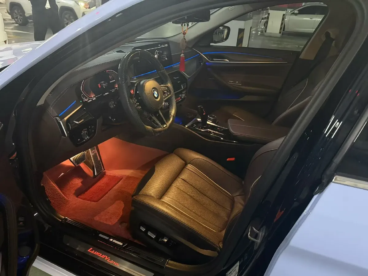 2021 BMW 5 Series 2.0T 252HP L4 8AT,autocango,china used car exporter,china ev exporter,chinese used car exporter,chinese used ev exporter