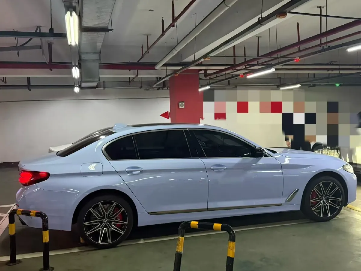 2021 BMW 5 Series 2.0T 252HP L4 8AT,autocango,china used car exporter,china ev exporter,chinese used car exporter,chinese used ev exporter