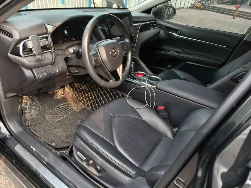 2021 Toyota Camry 2.5L 209HP L4 8AT,autocango,china used car exporter,china ev exporter,chinese used car exporter,chinese used ev exporter
