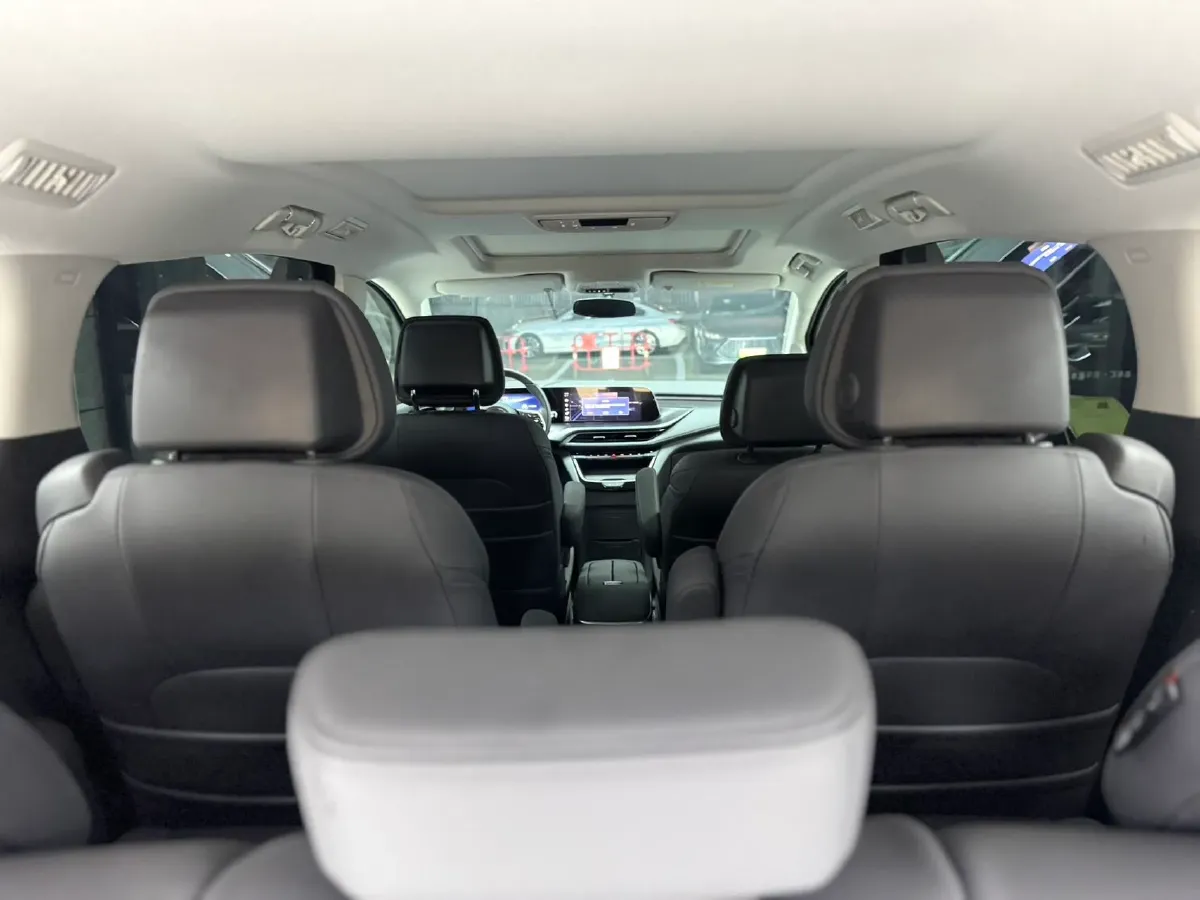 2025 Buick GL8 1.5T 180HP L4 2DHT PHEV,autocango,china used car exporter,china ev exporter,chinese used car exporter,chinese used ev exporter