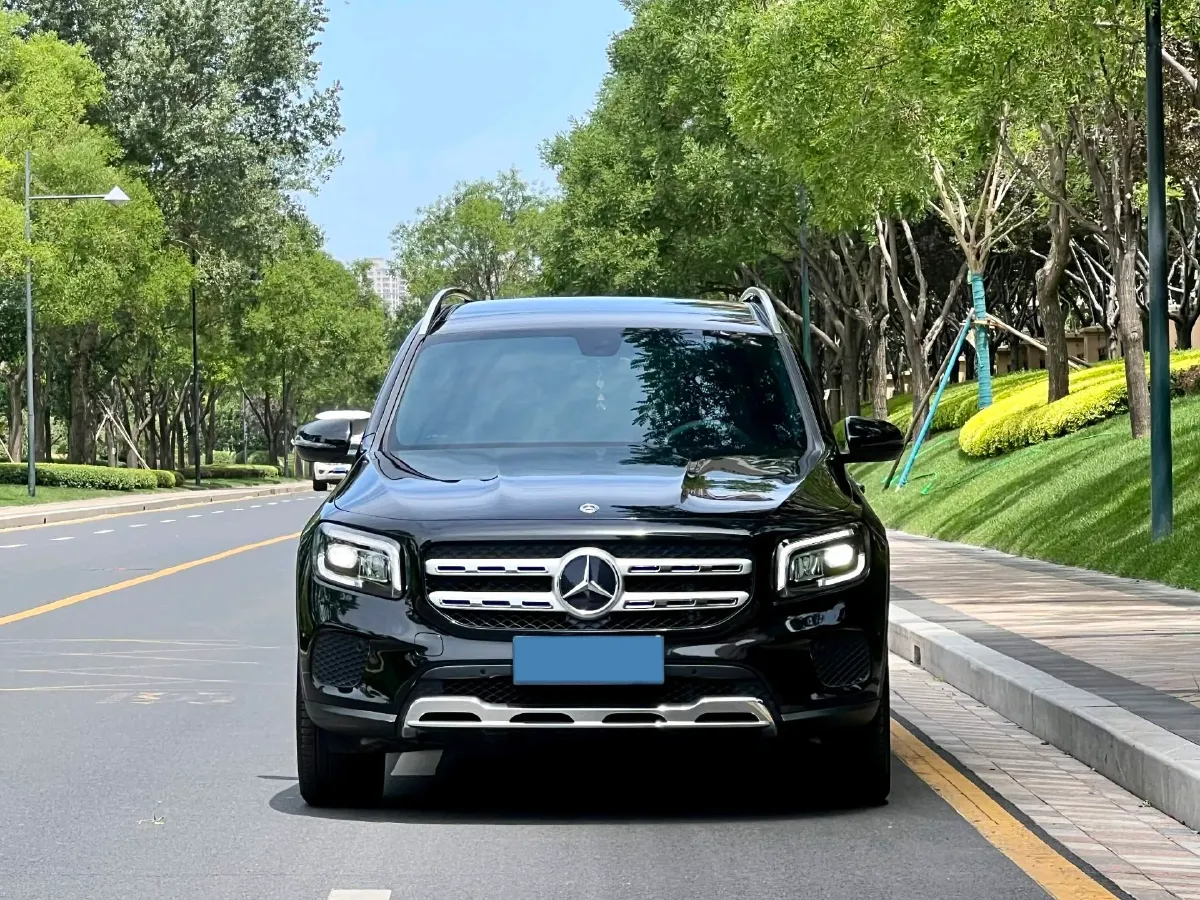 2020 Mercedes-Benz GLB Class 1.3T 163HP L4 7DCT,autocango,china used car exporter,china ev exporter,chinese used car exporter,chinese used ev exporter