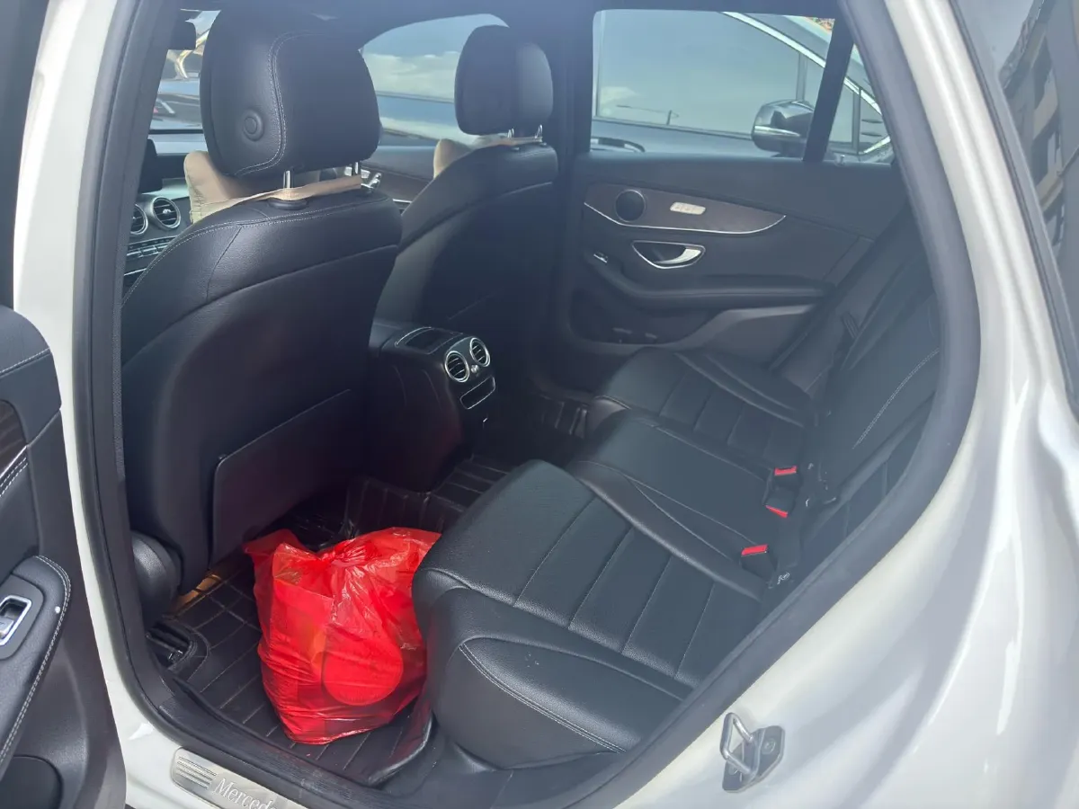 2020 Mercedes-Benz GLC Class 2.0T 258HP L4 9AT,autocango,china used car exporter,china ev exporter,chinese used car exporter,chinese used ev exporter