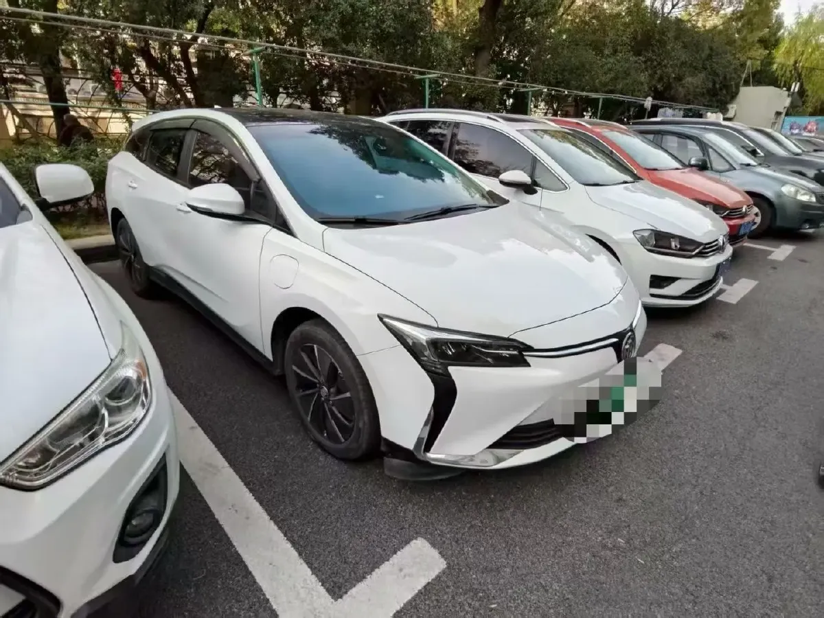2023 Buick Velite 6 BEV 50.3KWH,autocango,china used car exporter,china ev exporter,chinese used car exporter,chinese used ev exporter