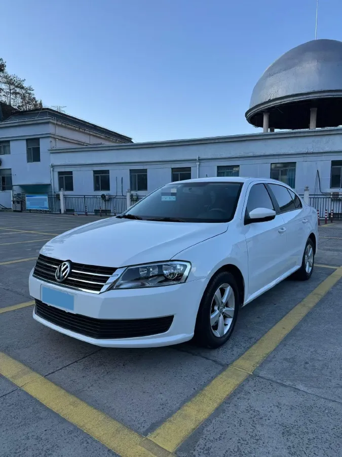 2013 Volkswagen Lavida 1.6L 110HP L4 6AT,autocango,china used car exporter,china ev exporter,chinese used car exporter,chinese used ev exporter