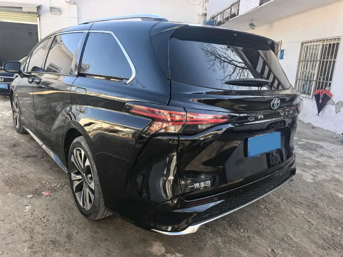 2023 Toyota Granvia 2.5L 189HP L4 E-CVT Hybrid,autocango,china used car exporter,china ev exporter,chinese used car exporter,chinese used ev exporter