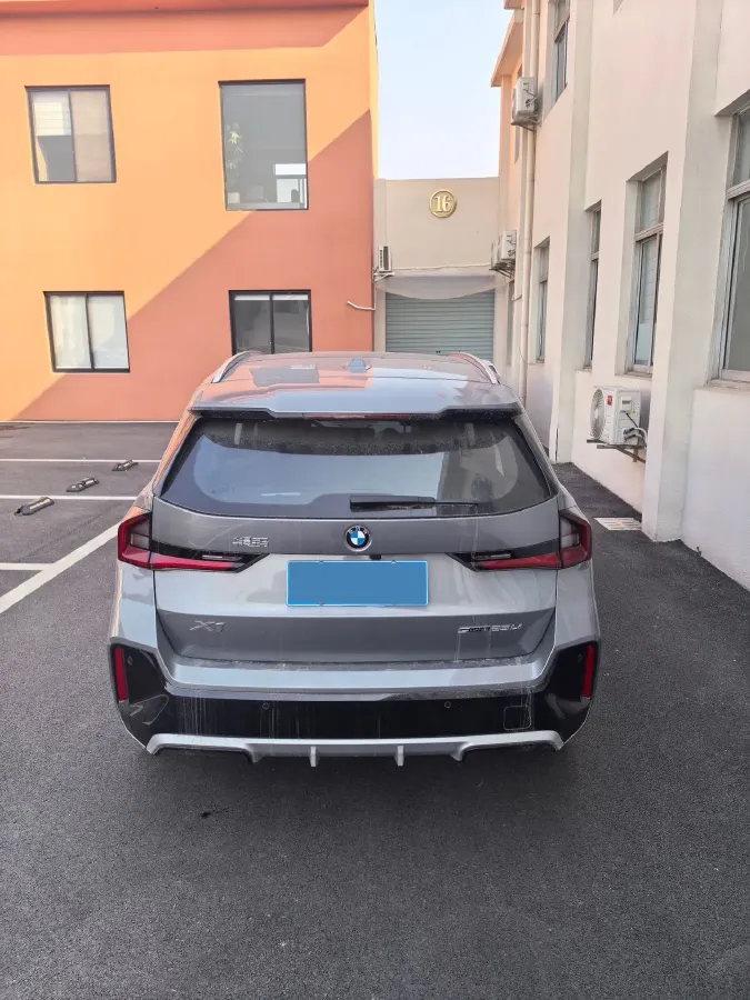 2023 BMW X1 2.0T 204HP L4 7DCT,autocango,china used car exporter,china ev exporter,chinese used car exporter,chinese used ev exporter