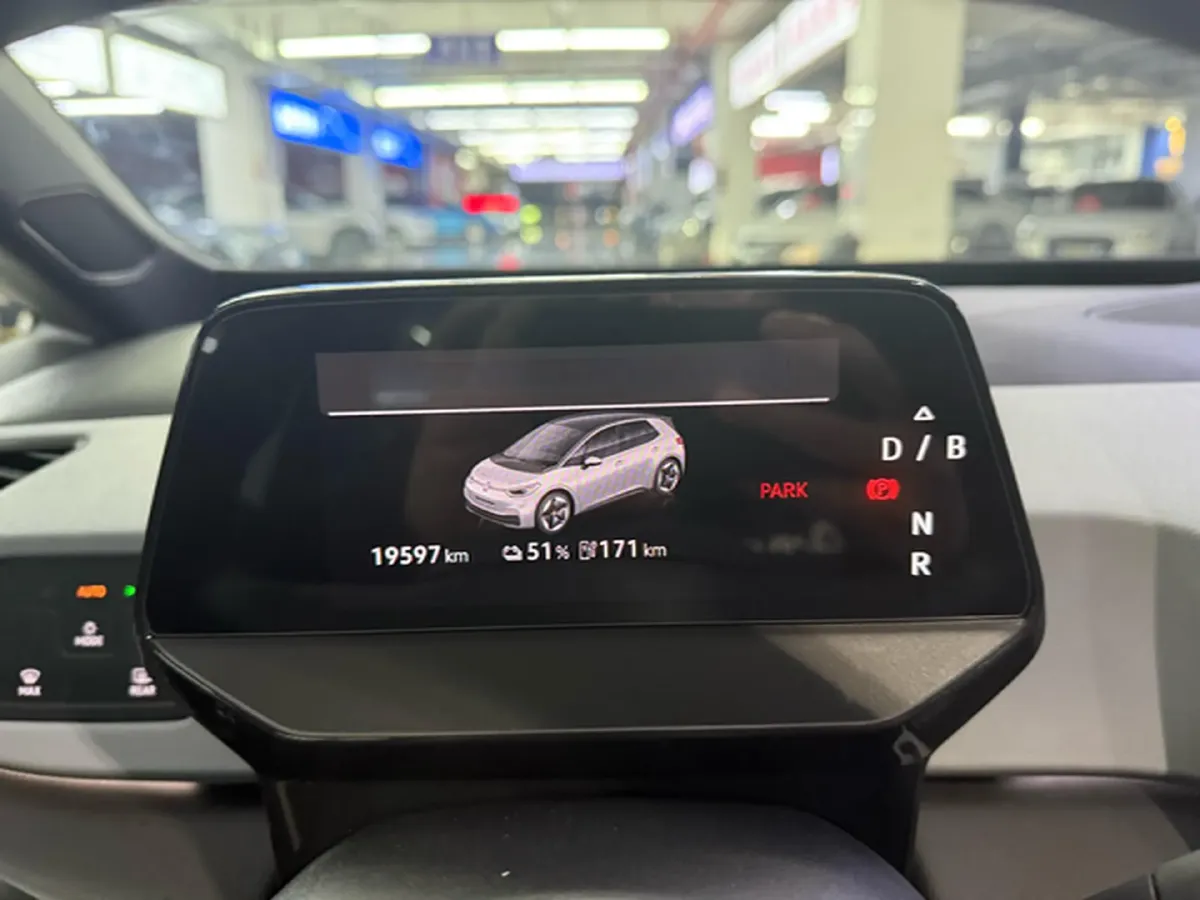 2025 Volkswagen ID.3 BEV 52.8KWH,autocango,china used car exporter,china ev exporter,chinese used car exporter,chinese used ev exporter