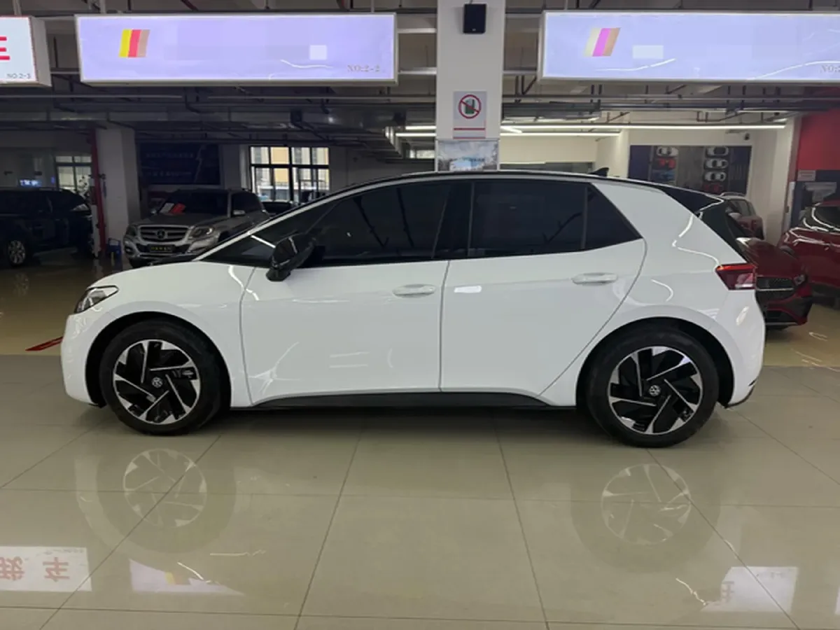 2025 Volkswagen ID.3 BEV 52.8KWH,autocango,china used car exporter,china ev exporter,chinese used car exporter,chinese used ev exporter