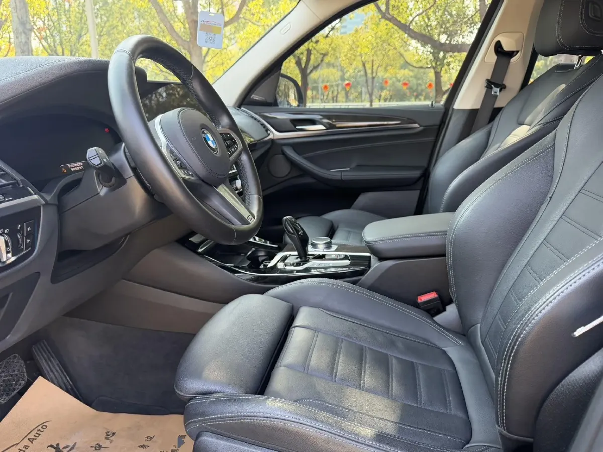 2020 BMW X3 2.0T 252HP L4 8AT,autocango,china used car exporter,china ev exporter,chinese used car exporter,chinese used ev exporter
