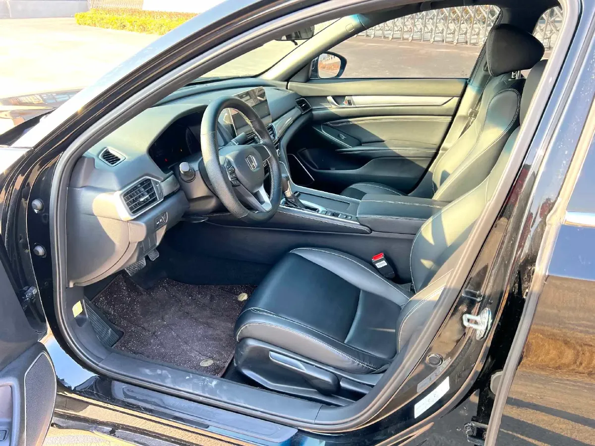 2022 Honda Inspire 1.5T 194HP L4 CVT,autocango,china used car exporter,china ev exporter,chinese used car exporter,chinese used ev exporter