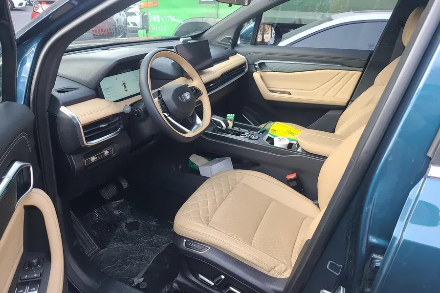 2023 Geely Okavango L 2.0T 218HP L4 7DCT,autocango,china used car exporter,china ev exporter,chinese used car exporter,chinese used ev exporter