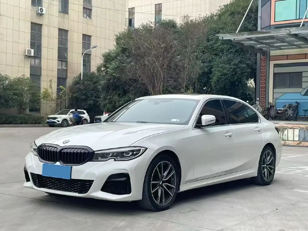 2022 BMW 3 Series 2.0T 184HP L4 8AT,autocango,china used car exporter,china ev exporter,chinese used car exporter,chinese used ev exporter
