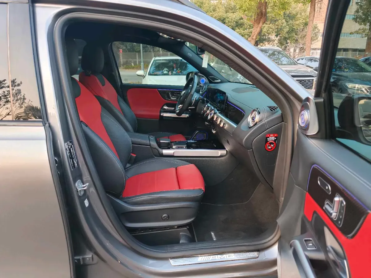 2023 Mercedes-Benz GLB AMG 2.0T 306HP L4 8DCT,autocango,china used car exporter,china ev exporter,chinese used car exporter,chinese used ev exporter