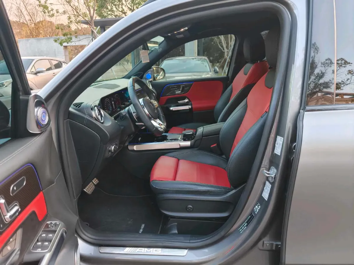 2023 Mercedes-Benz GLB AMG 2.0T 306HP L4 8DCT,autocango,china used car exporter,china ev exporter,chinese used car exporter,chinese used ev exporter