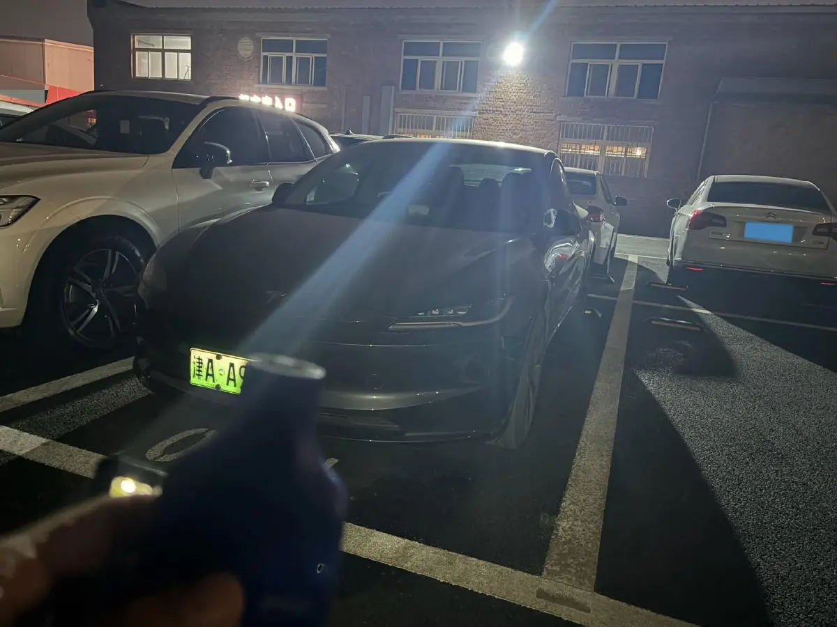 2023 HYPTEC GT BEV 80KWH