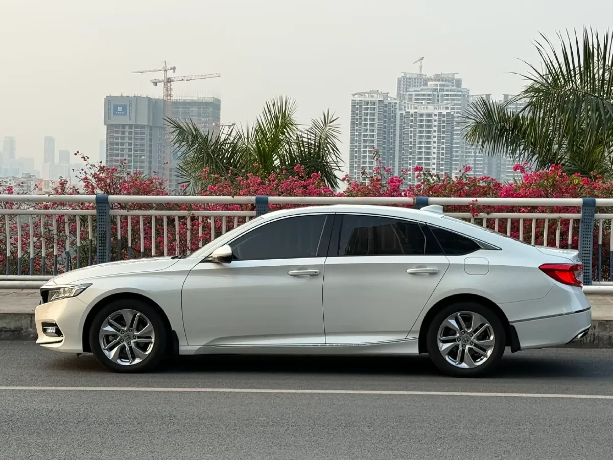 2018 Honda Accord 1.5T 194HP L4 CVT,autocango,china used car exporter,china ev exporter,chinese used car exporter,chinese used ev exporter