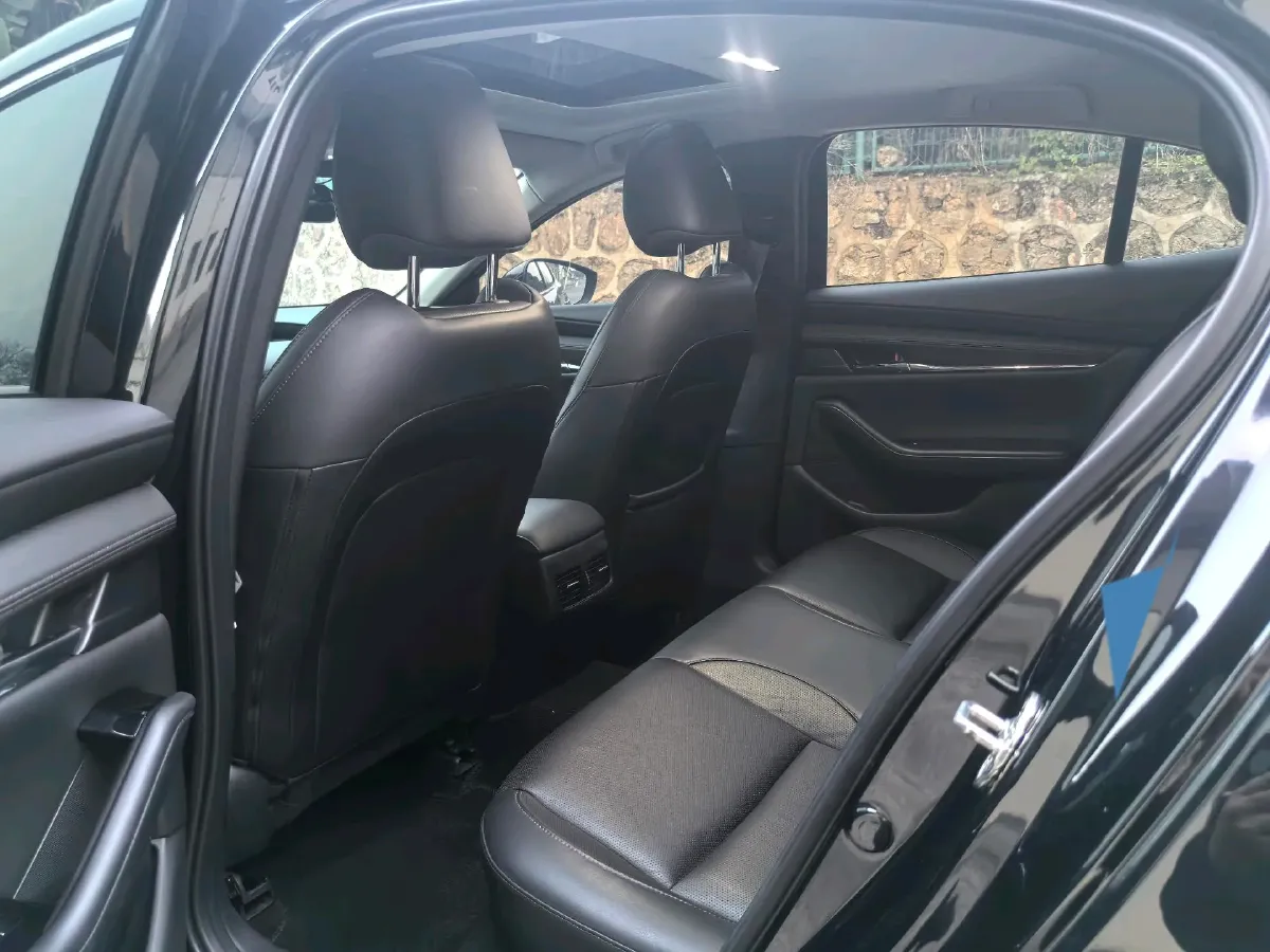 2021 Mazda 3 Axela 2.0L 158HP L4 6AT,autocango,china used car exporter,china ev exporter,chinese used car exporter,chinese used ev exporter