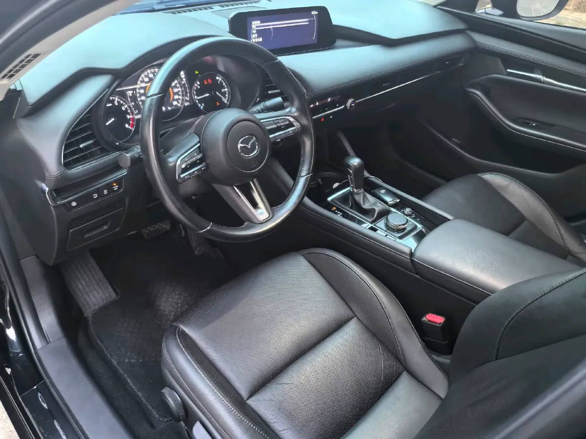 2021 Mazda 3 Axela 2.0L 158HP L4 6AT,autocango,china used car exporter,china ev exporter,chinese used car exporter,chinese used ev exporter