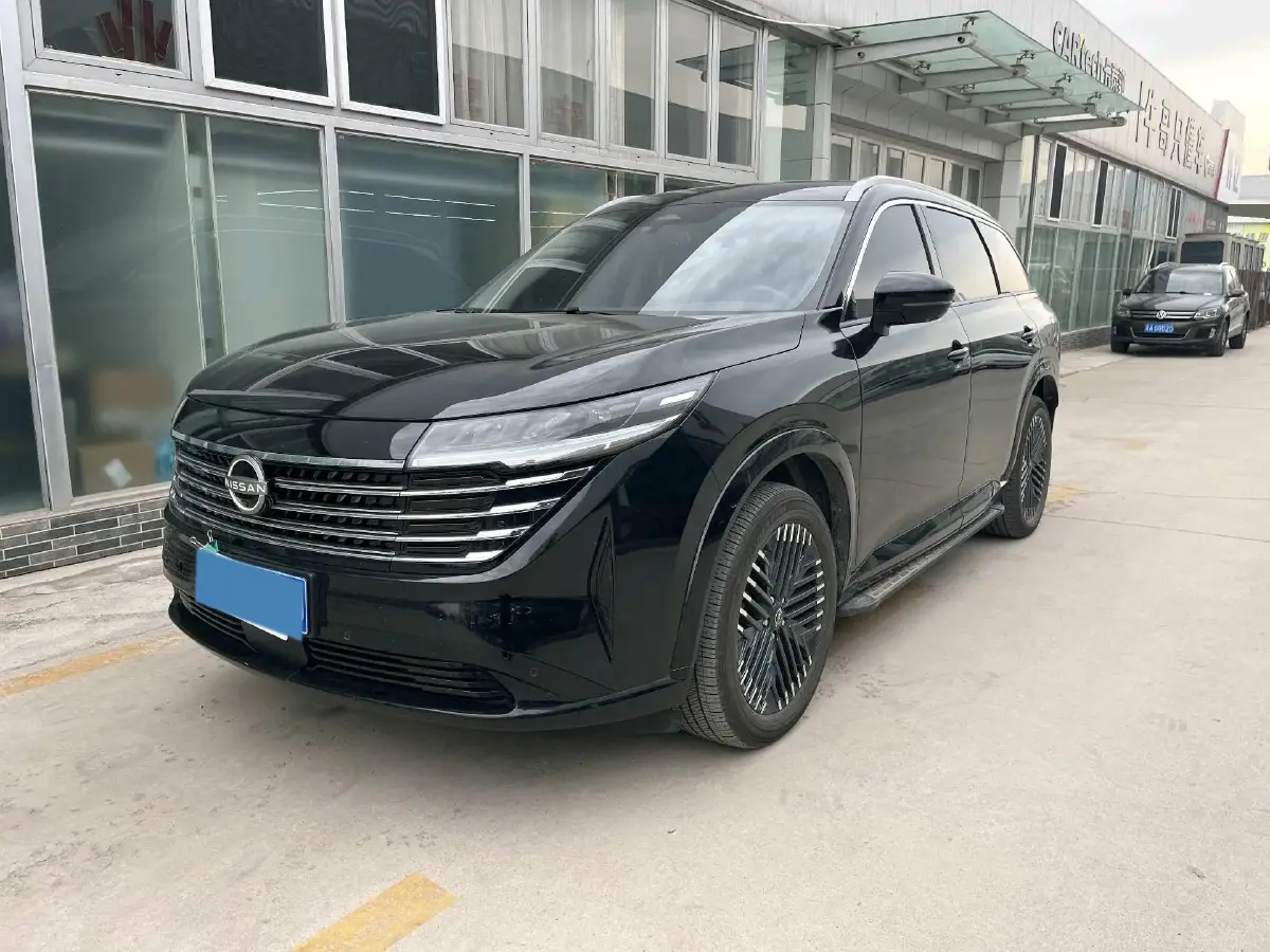 2024 Nissan Pathfinder 2.0T 252HP L4 9AT