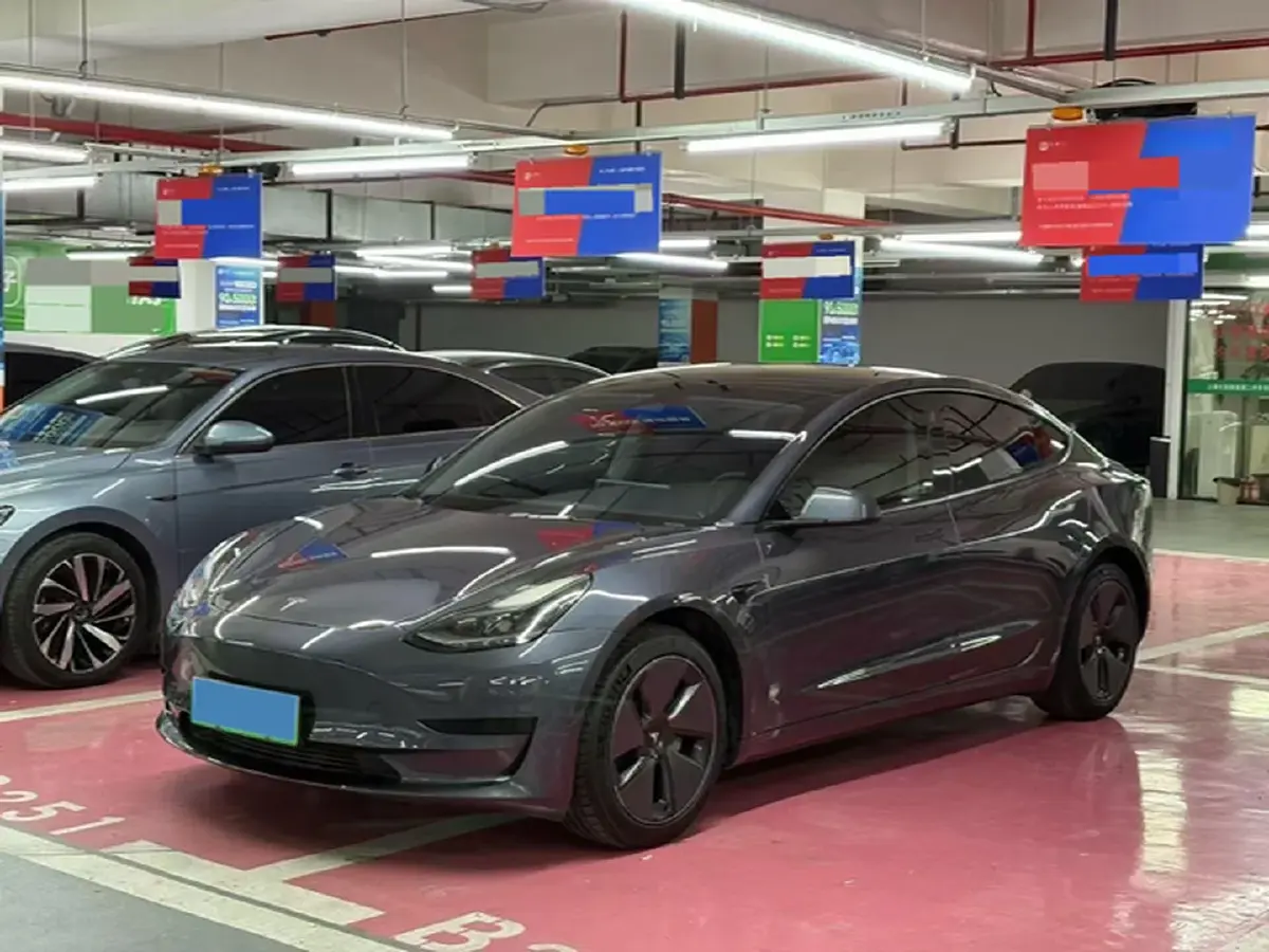 2022 Tesla Model 3 BEV 60KWH