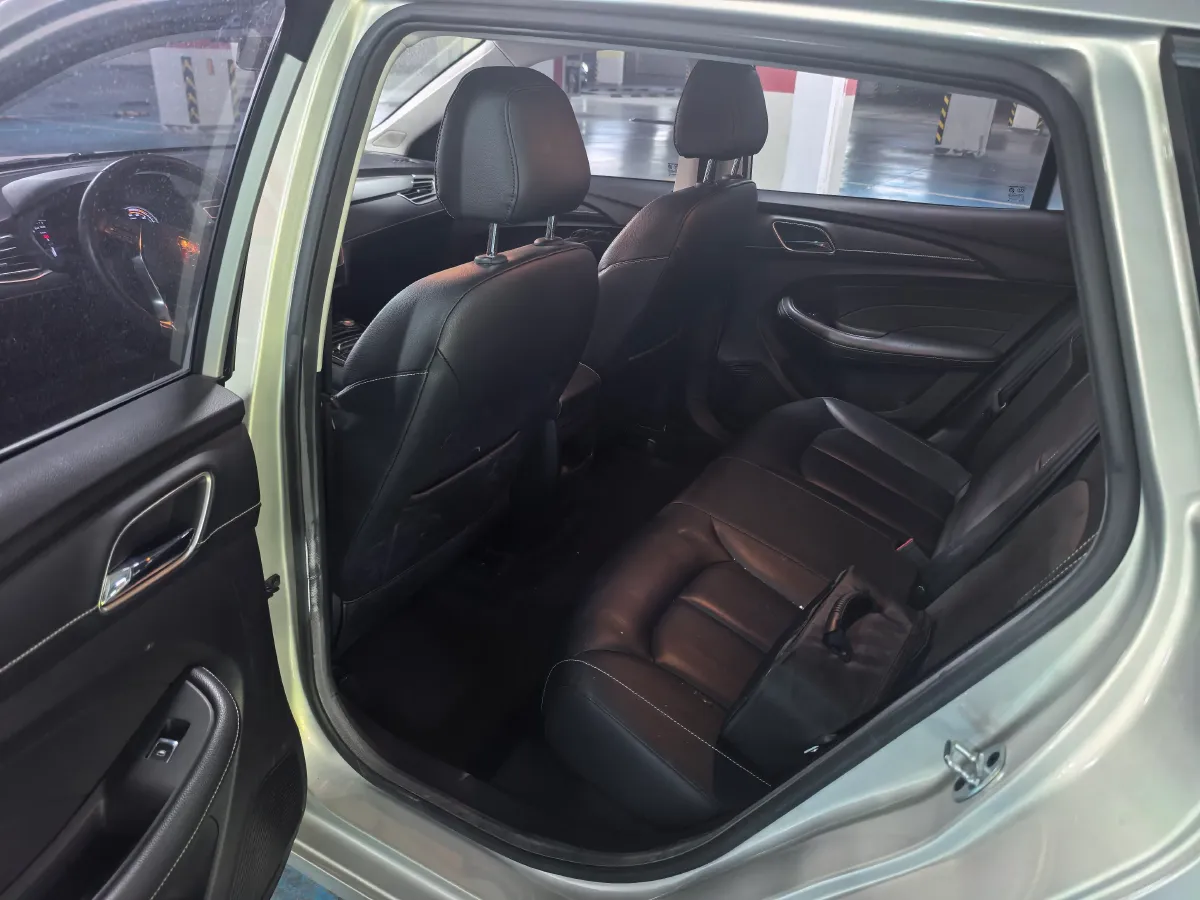 2018 Roewe Ei5 BEV 35KWH,autocango,china used car exporter,china ev exporter,chinese used car exporter,chinese used ev exporter