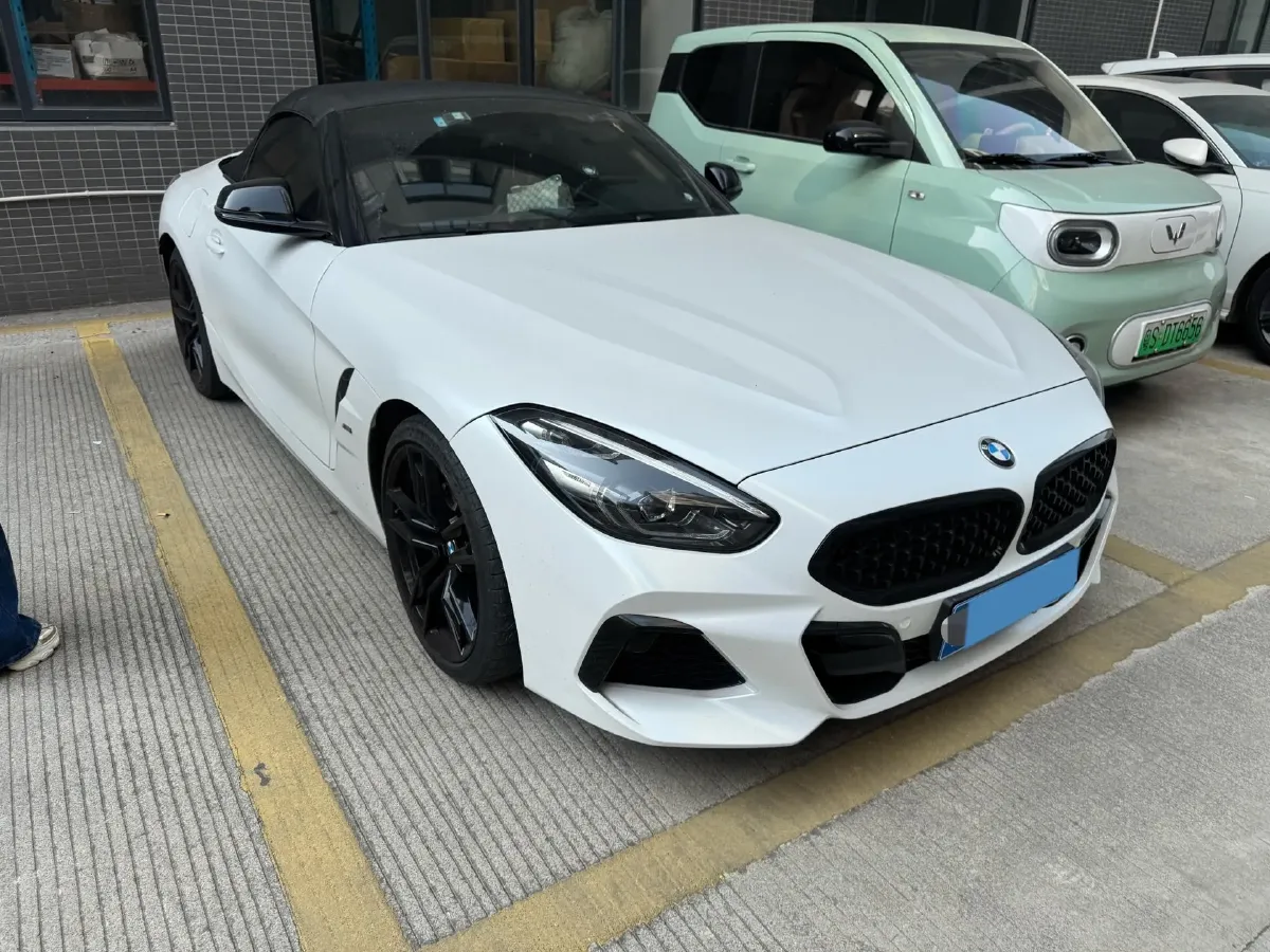 2022 BMW Z4 2.0T 197HP L4 8AT,autocango,china used car exporter,china ev exporter,chinese used car exporter,chinese used ev exporter