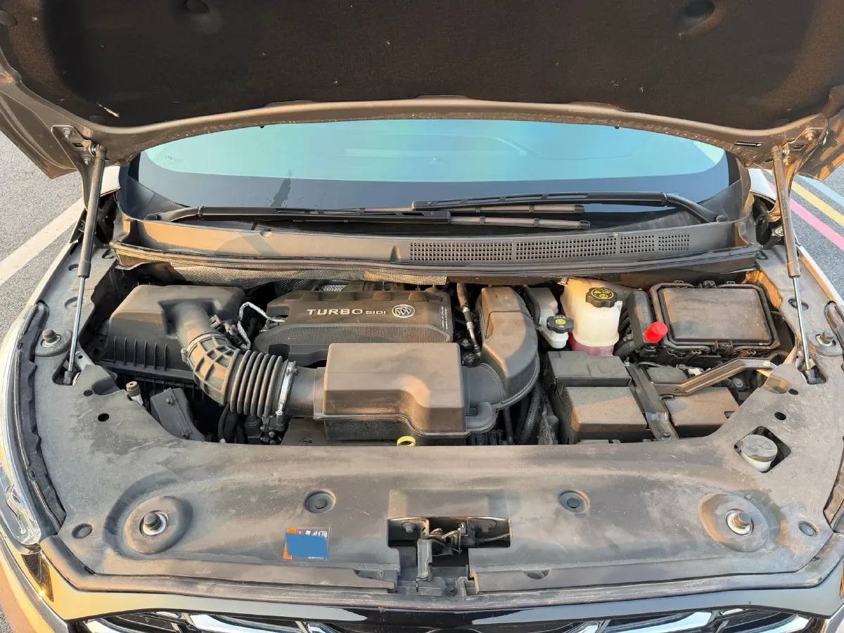 2023 Buick GL8 2.0T 237HP L4 9AT,autocango,china used car exporter,china ev exporter,chinese used car exporter,chinese used ev exporter