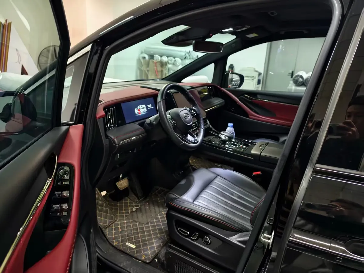 2023 GAC Trumpchi M8 2.0T 252HP L4 8AT,autocango,china used car exporter,china ev exporter,chinese used car exporter,chinese used ev exporter