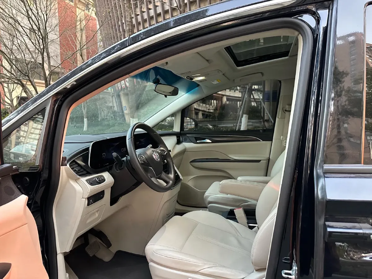2023 Buick GL8 2.0T 237HP L4 9AT,autocango,china used car exporter,china ev exporter,chinese used car exporter,chinese used ev exporter