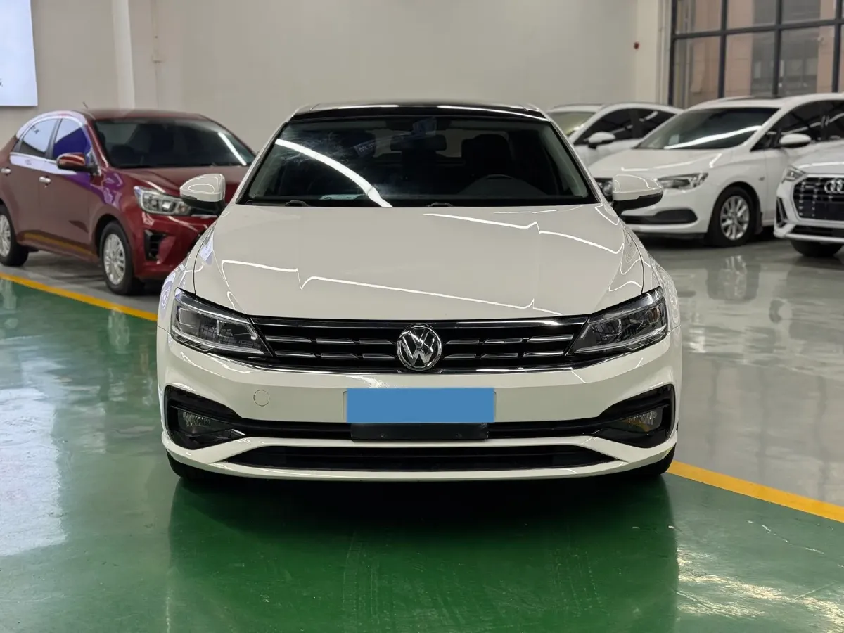 2019 Volkswagen Passat 1.4T 150HP L4 7DCT,autocango,china used car exporter,china ev exporter,chinese used car exporter,chinese used ev exporter