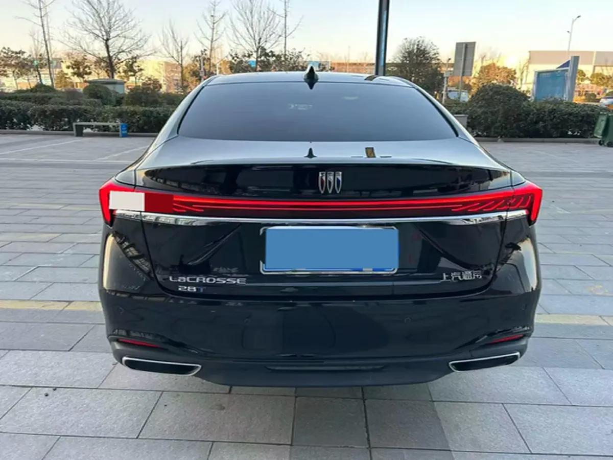 2023 Buick Larcosse 2.0T 237HP L4 9AT,autocango,china used car exporter,china ev exporter,chinese used car exporter,chinese used ev exporter