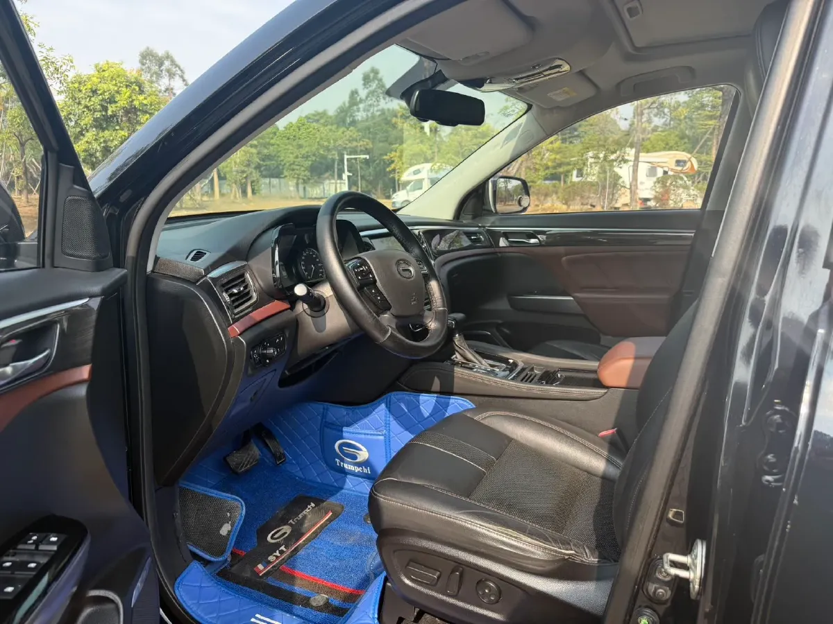 2017 GAC Trumpchi GS8 2.0T 201HP L4 6AT,autocango,china used car exporter,china ev exporter,chinese used car exporter,chinese used ev exporter