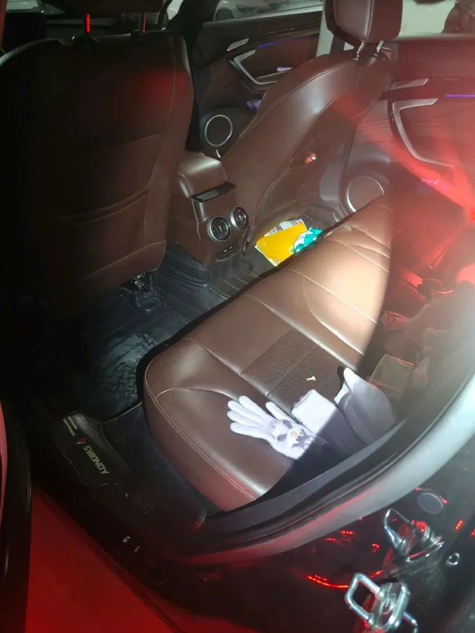 2017 WEY VV7 2.0T 234HP L4 7DCT,autocango,china used car exporter,china ev exporter,chinese used car exporter,chinese used ev exporter