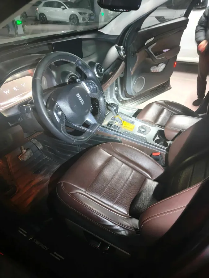 2017 WEY VV7 2.0T 234HP L4 7DCT,autocango,china used car exporter,china ev exporter,chinese used car exporter,chinese used ev exporter