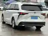 2023 Toyota Granvia 2.5L 189HP L4 E-CVT Hybrid