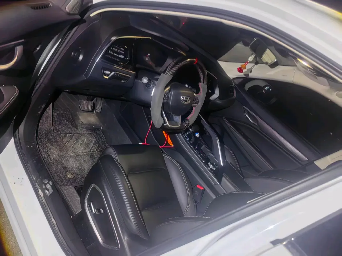 2019 Geely Tugella 2.0T 238HP L4 8AT,autocango,china used car exporter,china ev exporter,chinese used car exporter,chinese used ev exporter