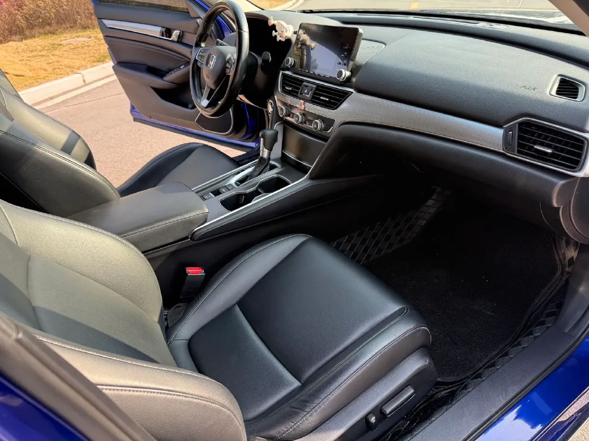 2018 Honda Accord 1.5T 194HP L4 CVT,autocango,china used car exporter,china ev exporter,chinese used car exporter,chinese used ev exporter