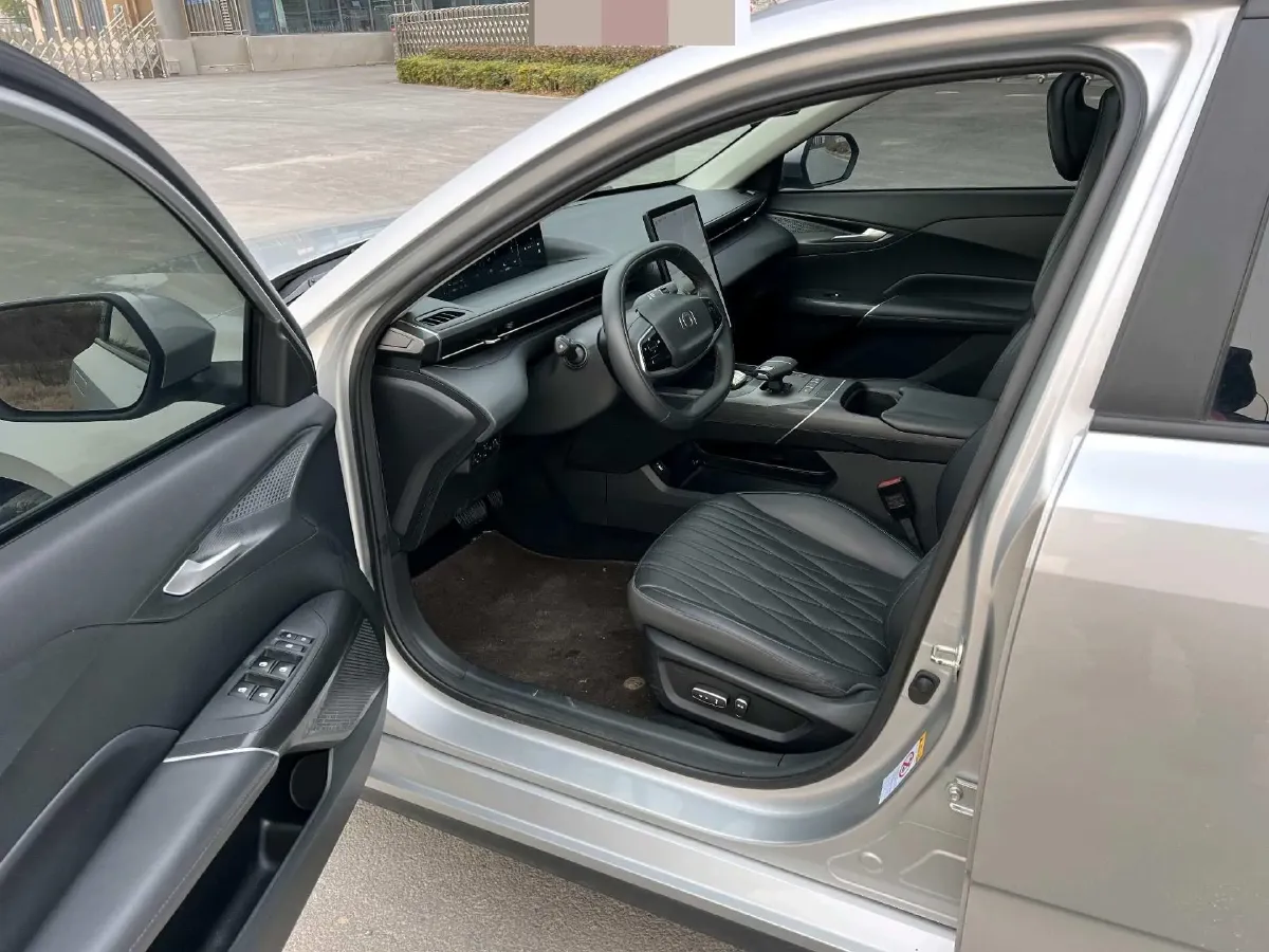 2024 ChangAn QiYuan A05 1.5L 110HP L4 E-CVT PHEV 9.07KWH,autocango,china used car exporter,china ev exporter,chinese used car exporter,chinese used ev exporter